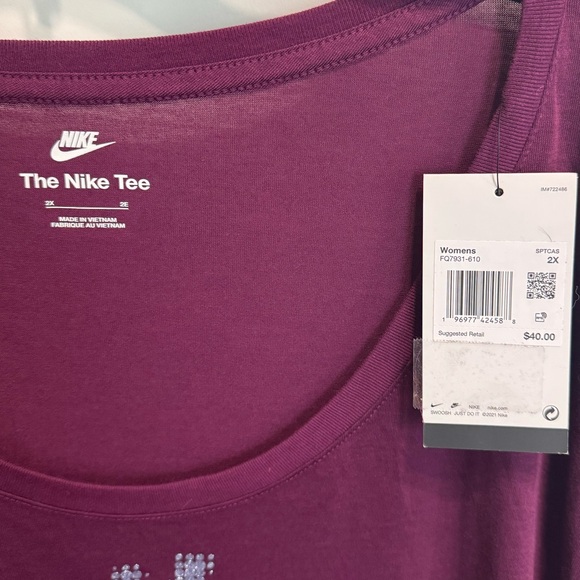 Nike Plus Size Essential Tunic Logo T-shirt NWT - Picture 5 of 7